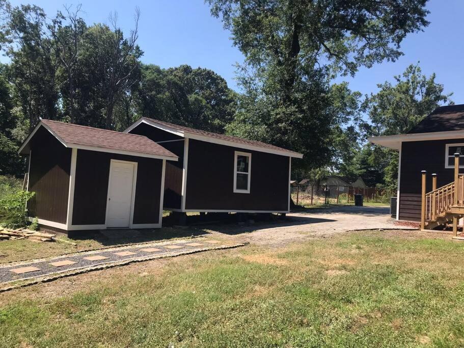 Holiday home Secluded With 7 Bedrooms And Acreage *